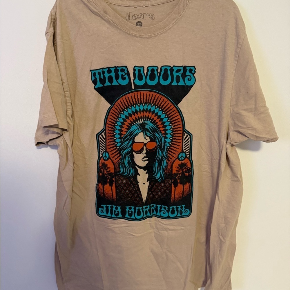 🎉2/$15 The Doors Tan Graphic T-Shirt